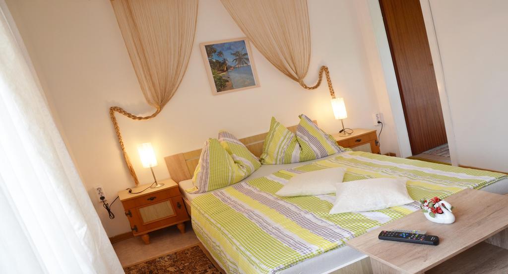 Gasthof-Pension Karawankenblick Pörtschach am Wörthersee Dış mekan fotoğraf
